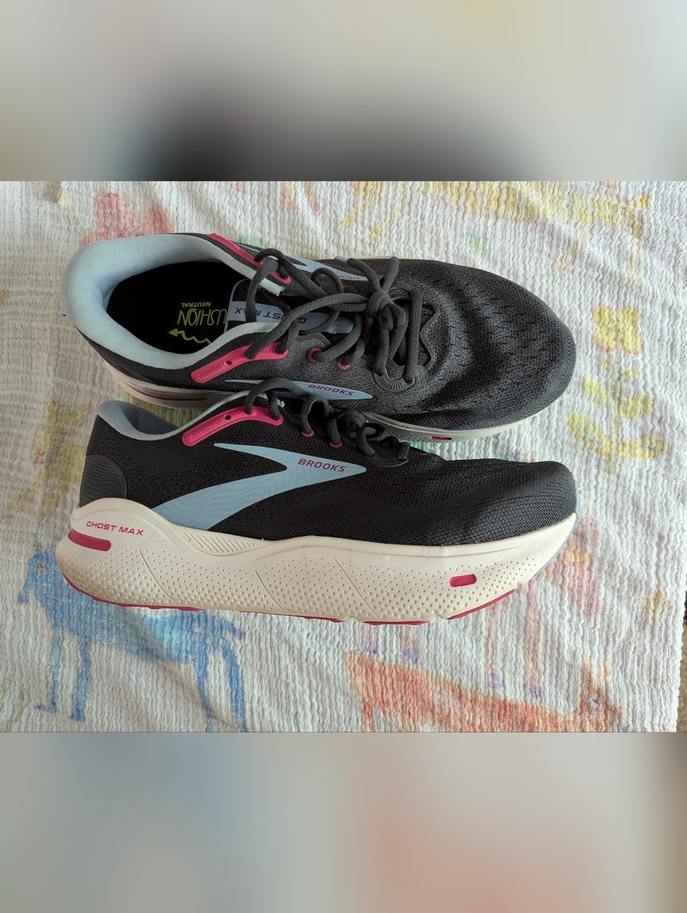 Brooks Women's Black Running Shoes with Pink Accents Size 12 EW